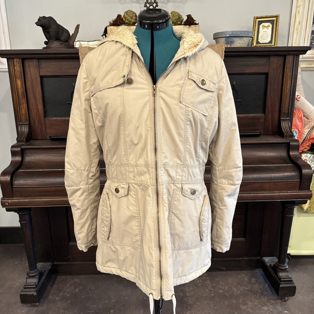 XL Kut from The Cloth Khaki‎ Insulated Coat